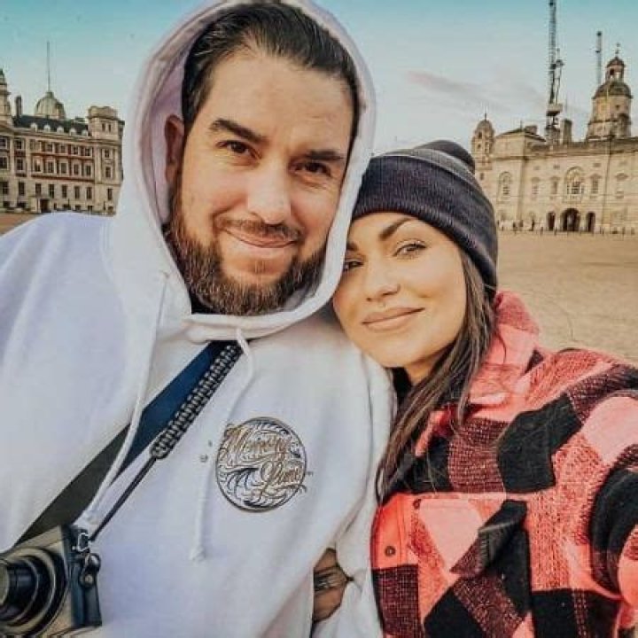 American Makeup Artist Bailey Sarian's Married Life Details