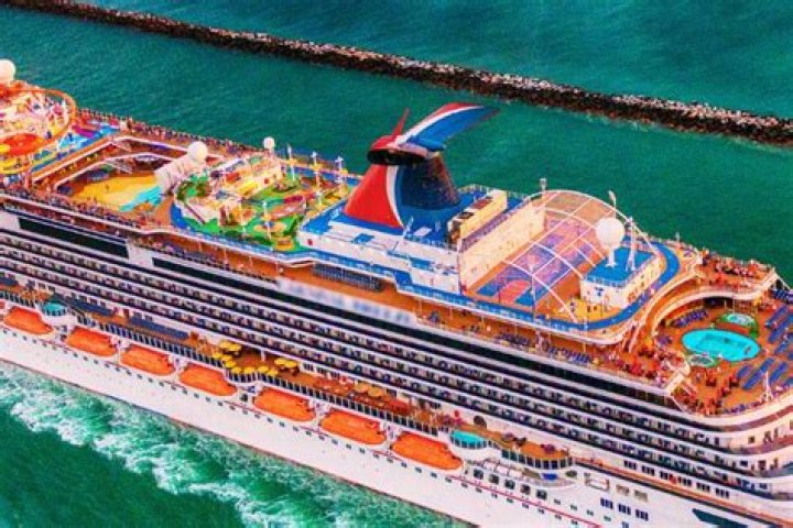 Best Cruises to Mexico from Florida 2024 & 2025