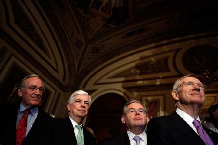 Chris Dodd photo 3