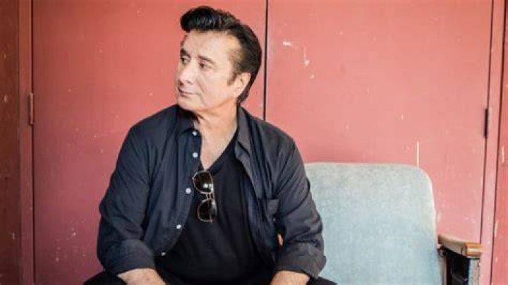 Distinctive Scar of Steve Perry Continues Conversation on Recovery and Love