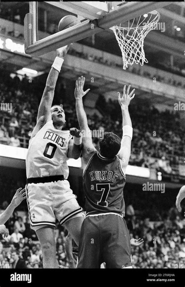 Eric Montross photo 2