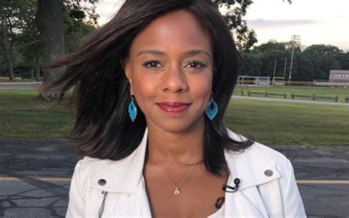 Glance At A Life Of Rhondella Richardson