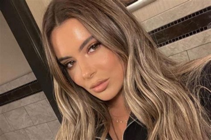 Is Brielle Biermann Lesbian Rumors True? Gender And Sexuality