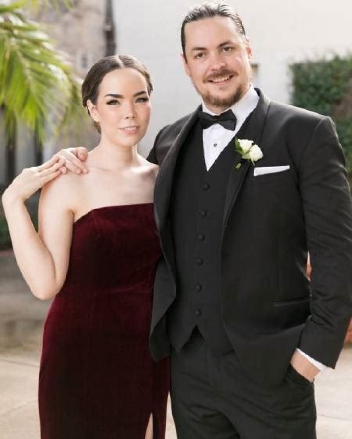 Know the Relationship Status of Game Grumps YouTuber, Suzy Berhow and Her Net Worth