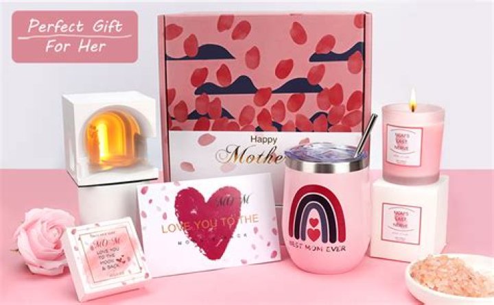 Mother's Day Gifts That Will Make Your Mom Feel Like a Queen