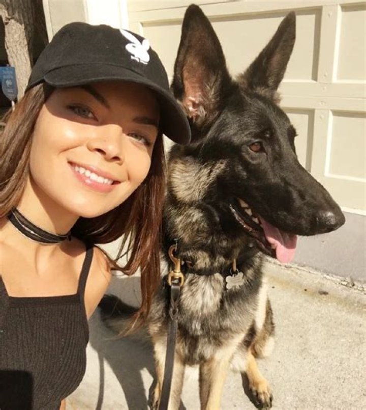 Scarlett (Byrne) Hefner Pets - Celebrity Pets