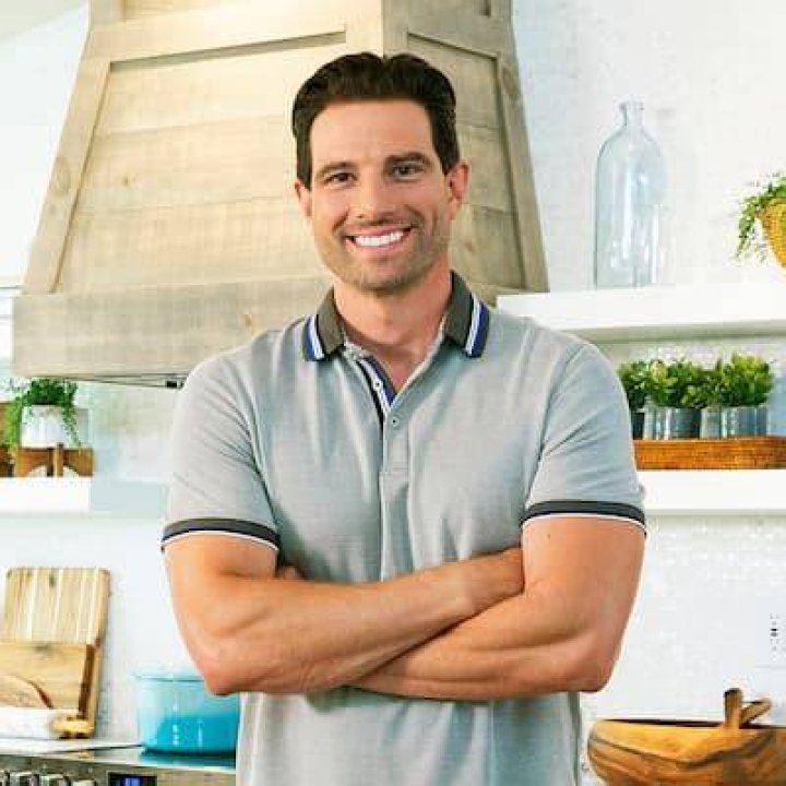 Scott McGillivray photo