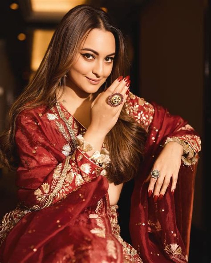 Sonakshi Sinha photo 3