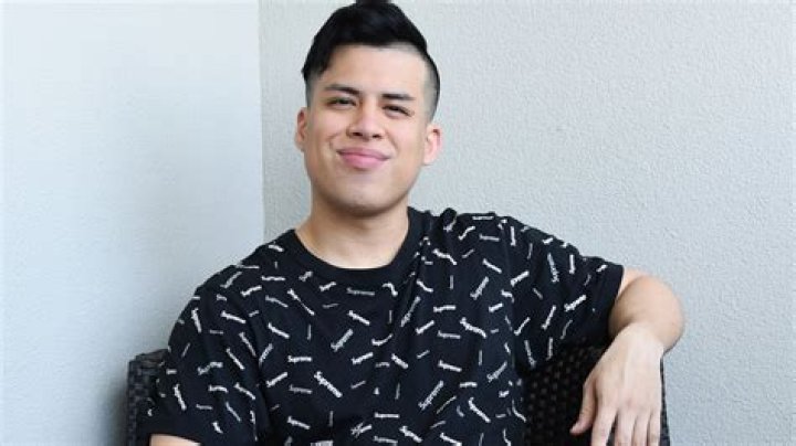Spencer X's Net Worth Breakdown, Background & Beatboxing Career