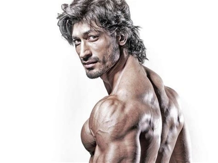 Vidyut Jamwal photo