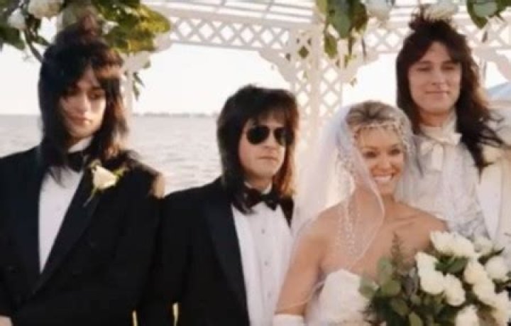 Who Was American Singer Emi Canyn Married To During Her Death? Also Know Her Other Personal Facts